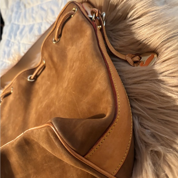 Elegant Brown Leather Hobo Bag - Picture 6 of 7